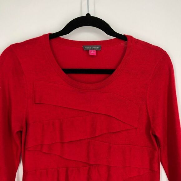 VINCE CAMUTO Layer Pieced Front Top - Picture 3 of 5